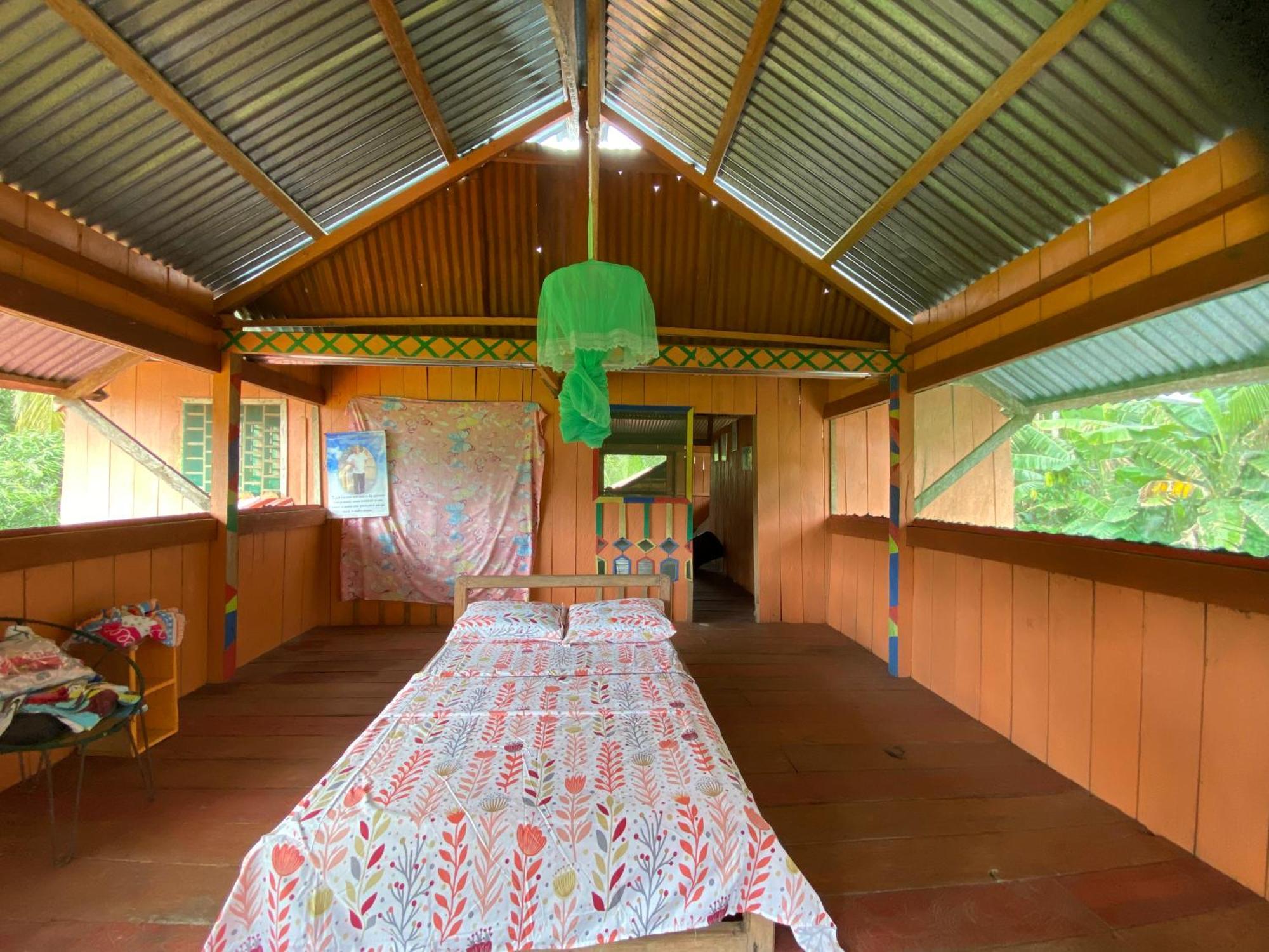 Hostal Buho Amazonas Tours レティシア エクステリア 写真